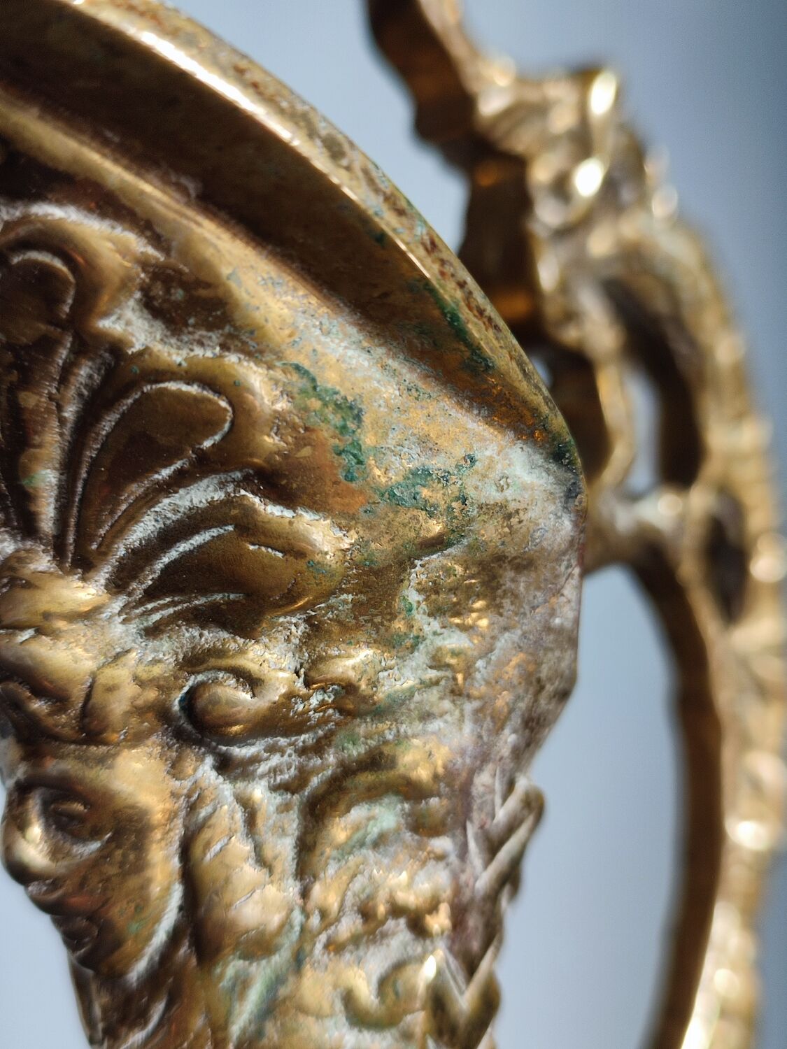Ewer in gilded bronze