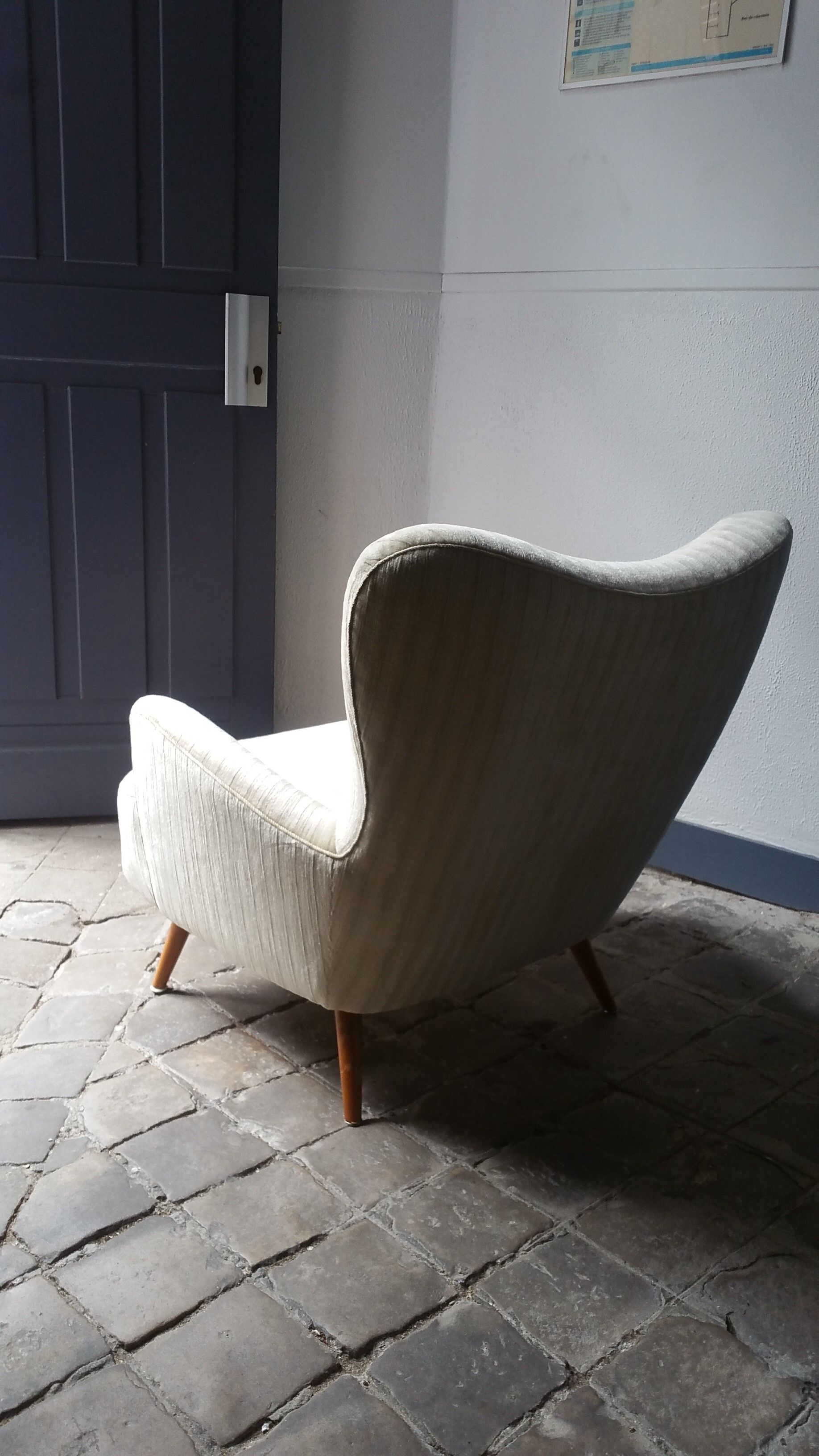 Set of 4 chairs organic wingback chairs of the 50s/60s vintage