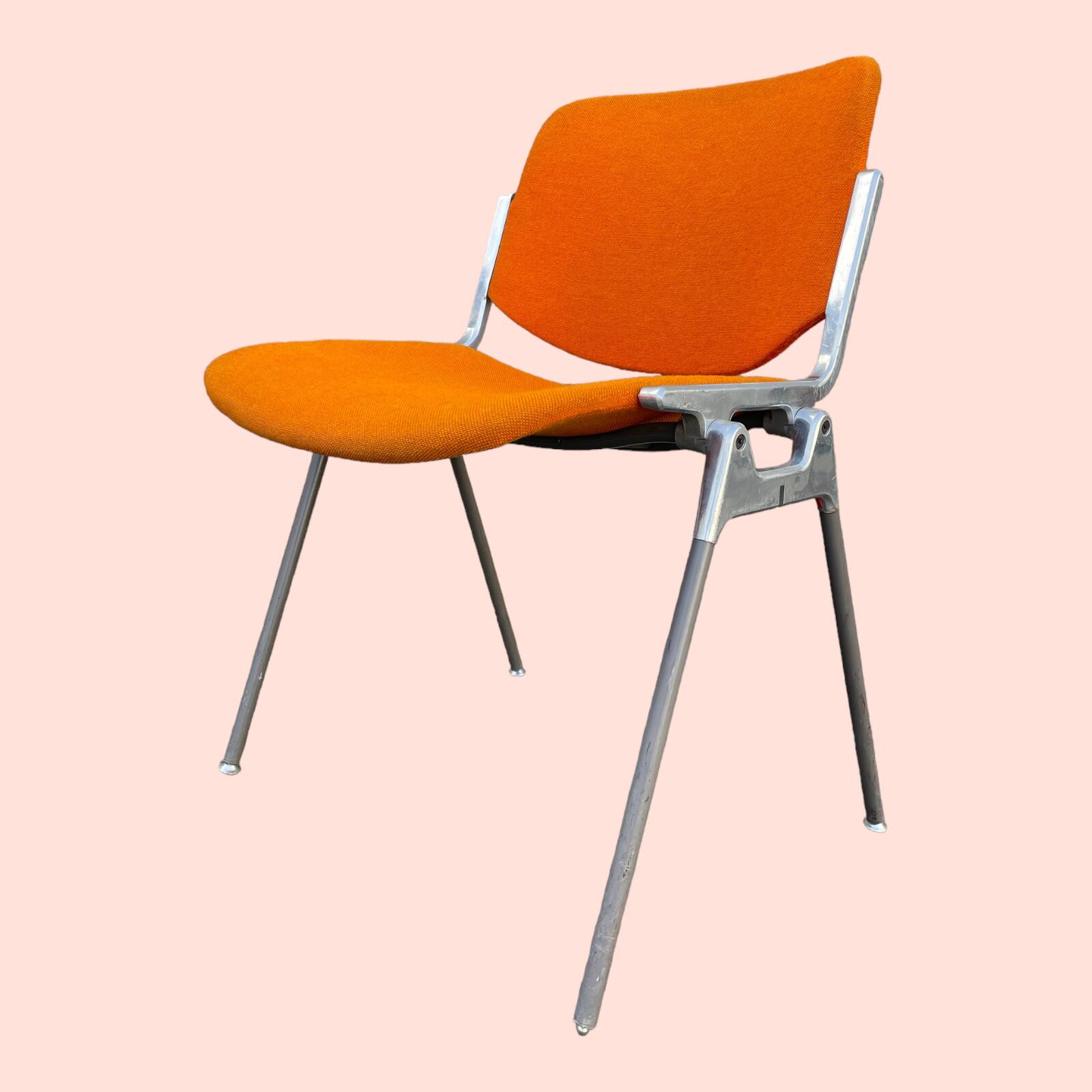 Set of 4 orange DSC 106 chairs Giancarlo Piretti for Castelli