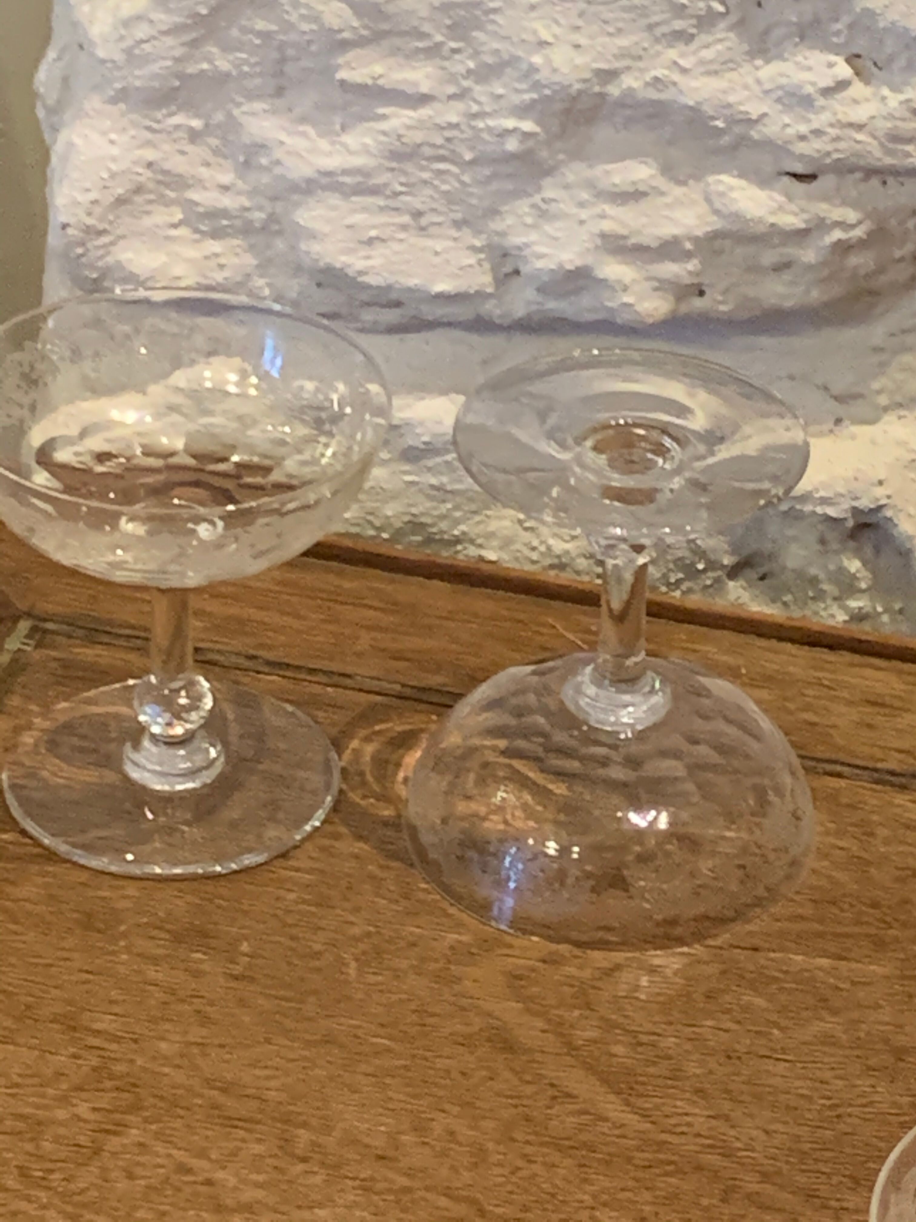 6 art deco champagne glasses with floral frieze