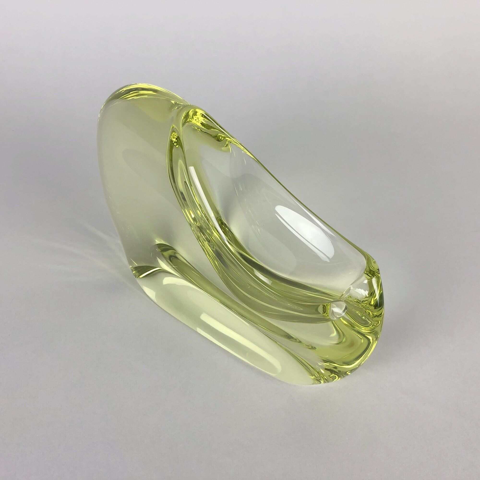 Glass ashtray by Miloslav Klinger for Zelezny Brod Glassworks, 1960's