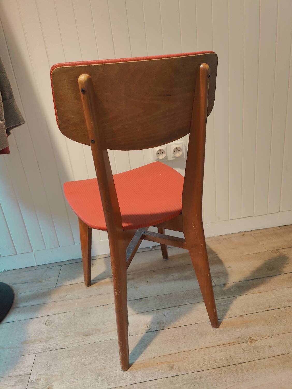 Vintage 50s/60s red chair