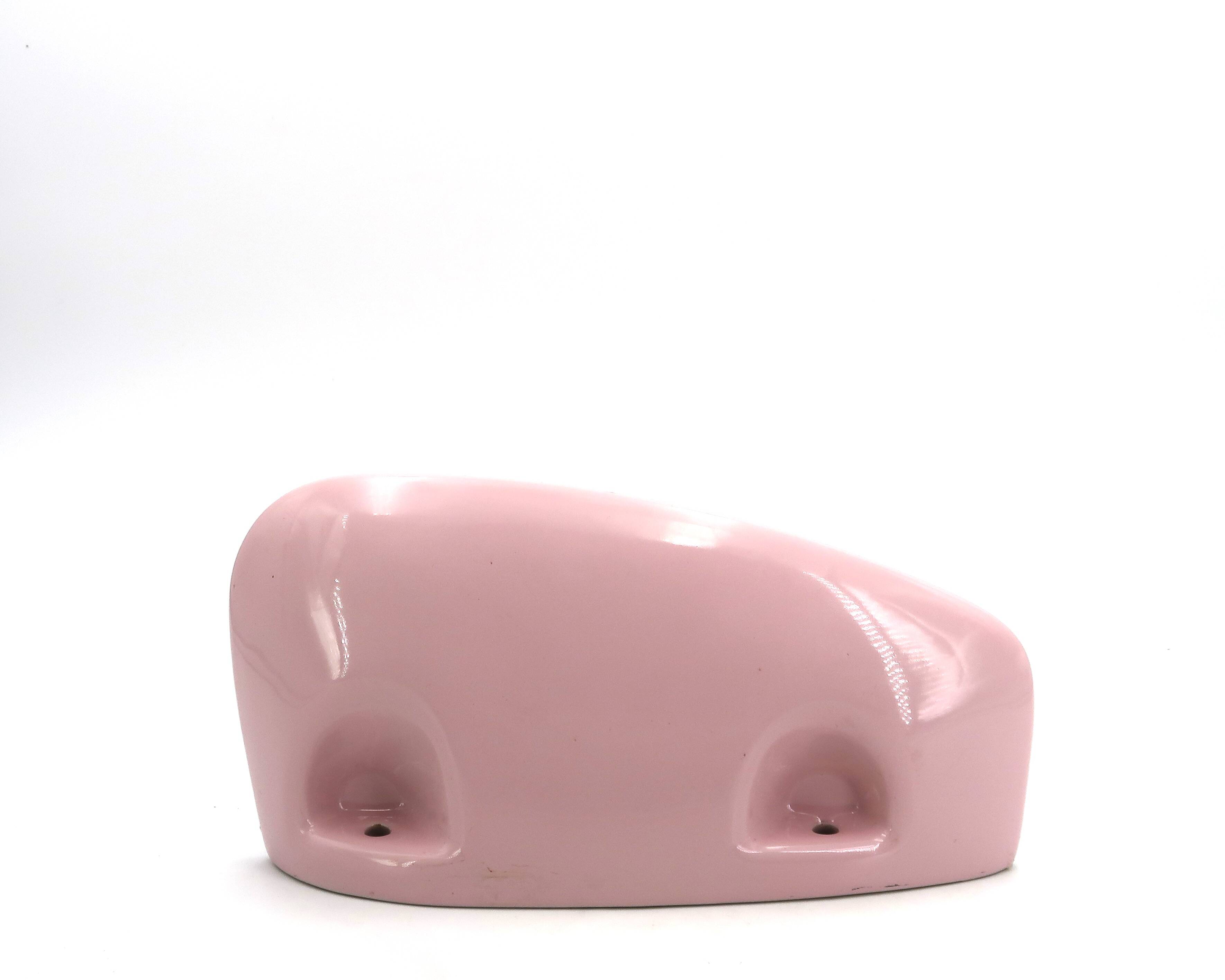 Etagère murale en porcelaine rose pâle, années 60