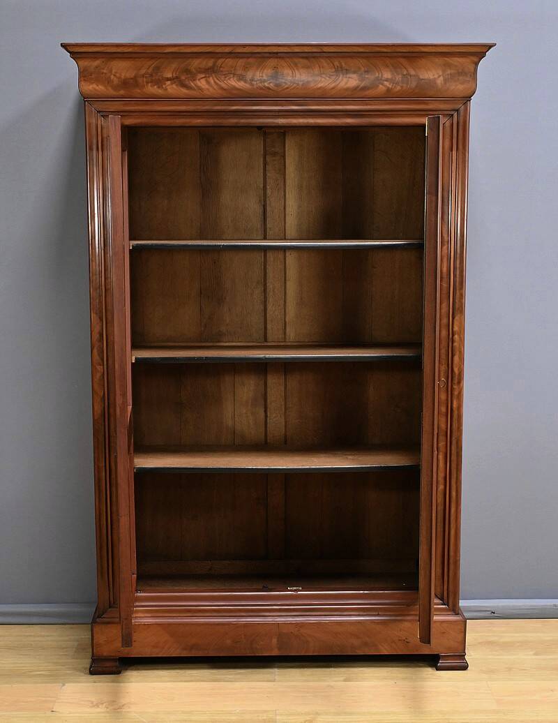Mahogany Glass Bookcase, Restoration Period – Part 1 of the 19th Century