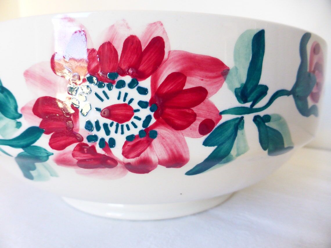 Vintage salad bowl from the Sarreguemines manufacture Model Monceau porcelain