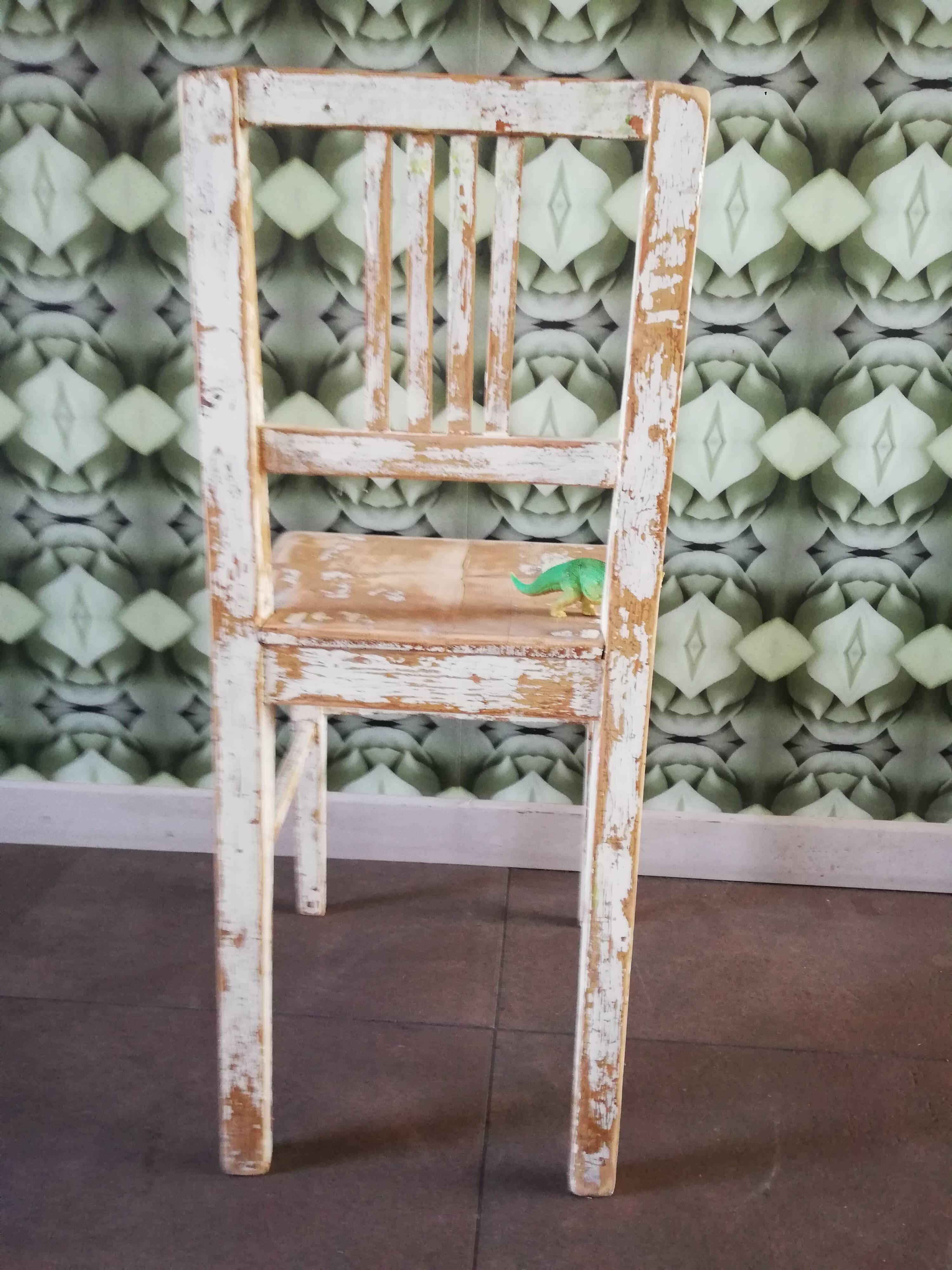 Set of 5 vintage wooden chairs