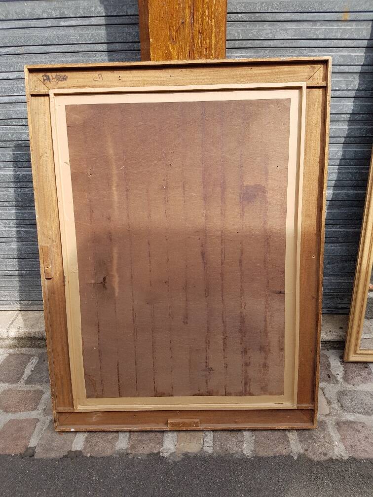 17th century Italian style gilded mirror in carved wood.