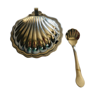 Vintage butter maker