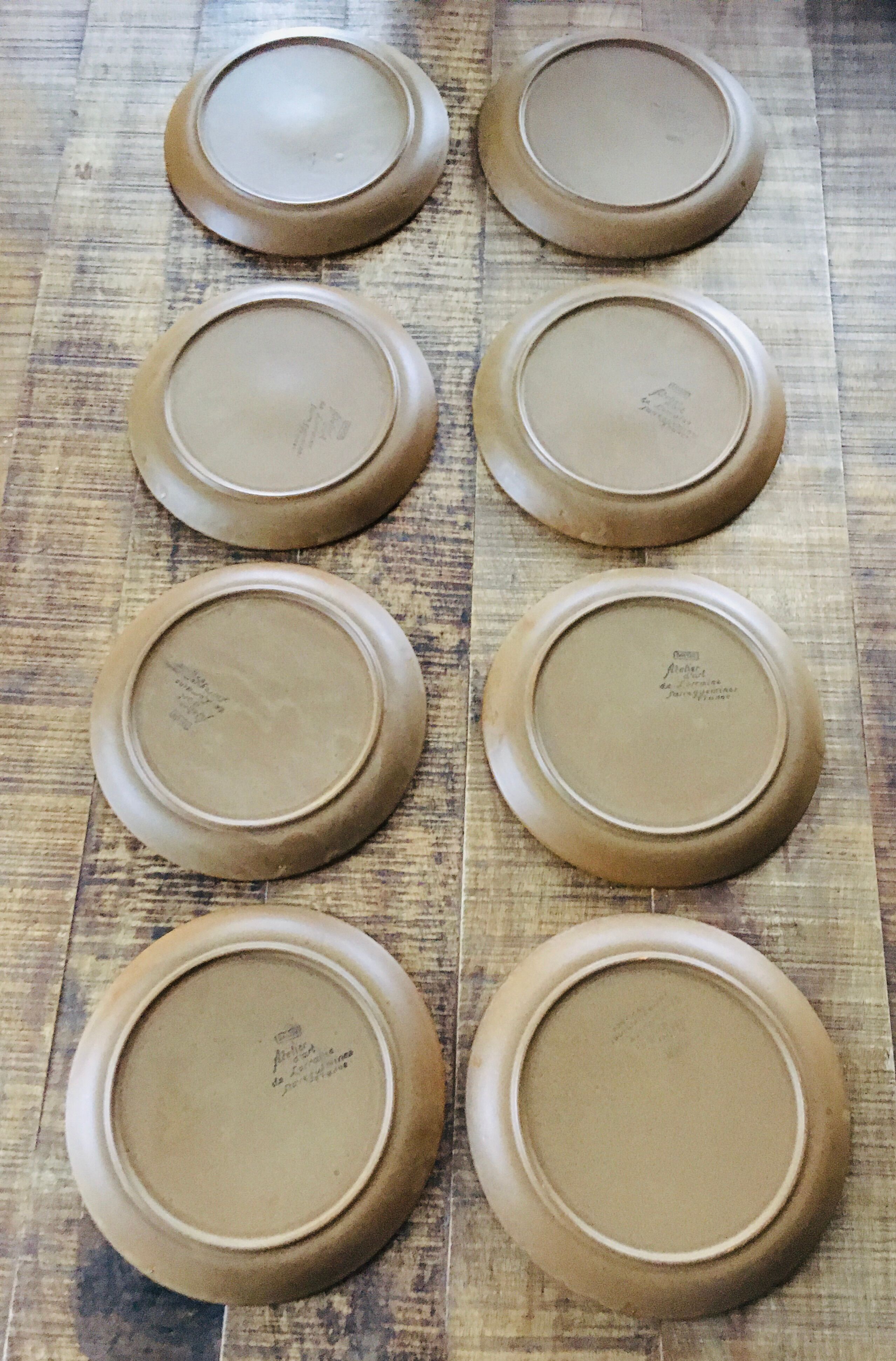 8 flat plates sandstone Sarreguemines collection art workshop 70s