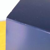 Modernist 80s table spot