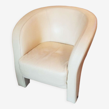 Quality ivory leather armchair