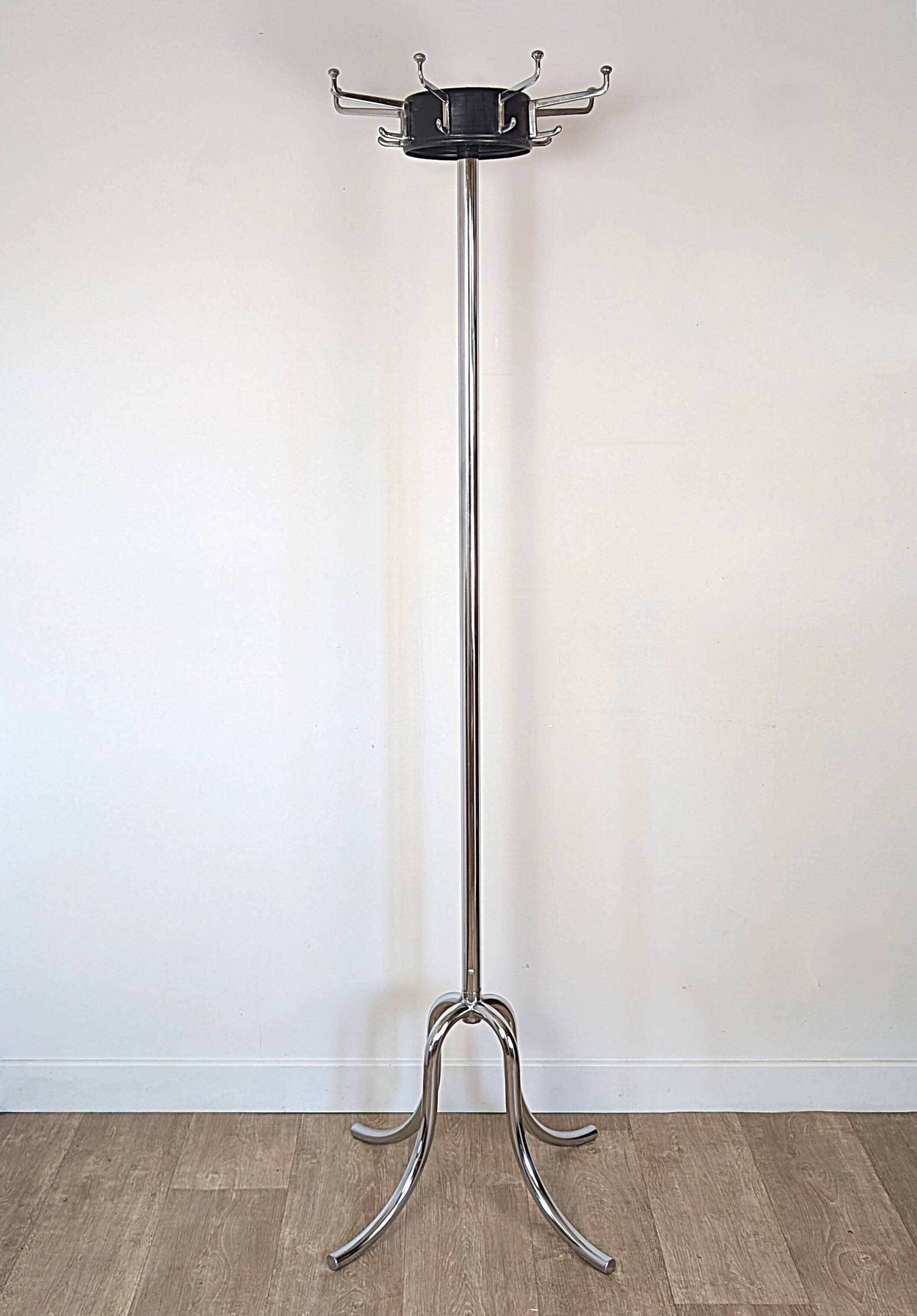 Chrome parrot coat rack