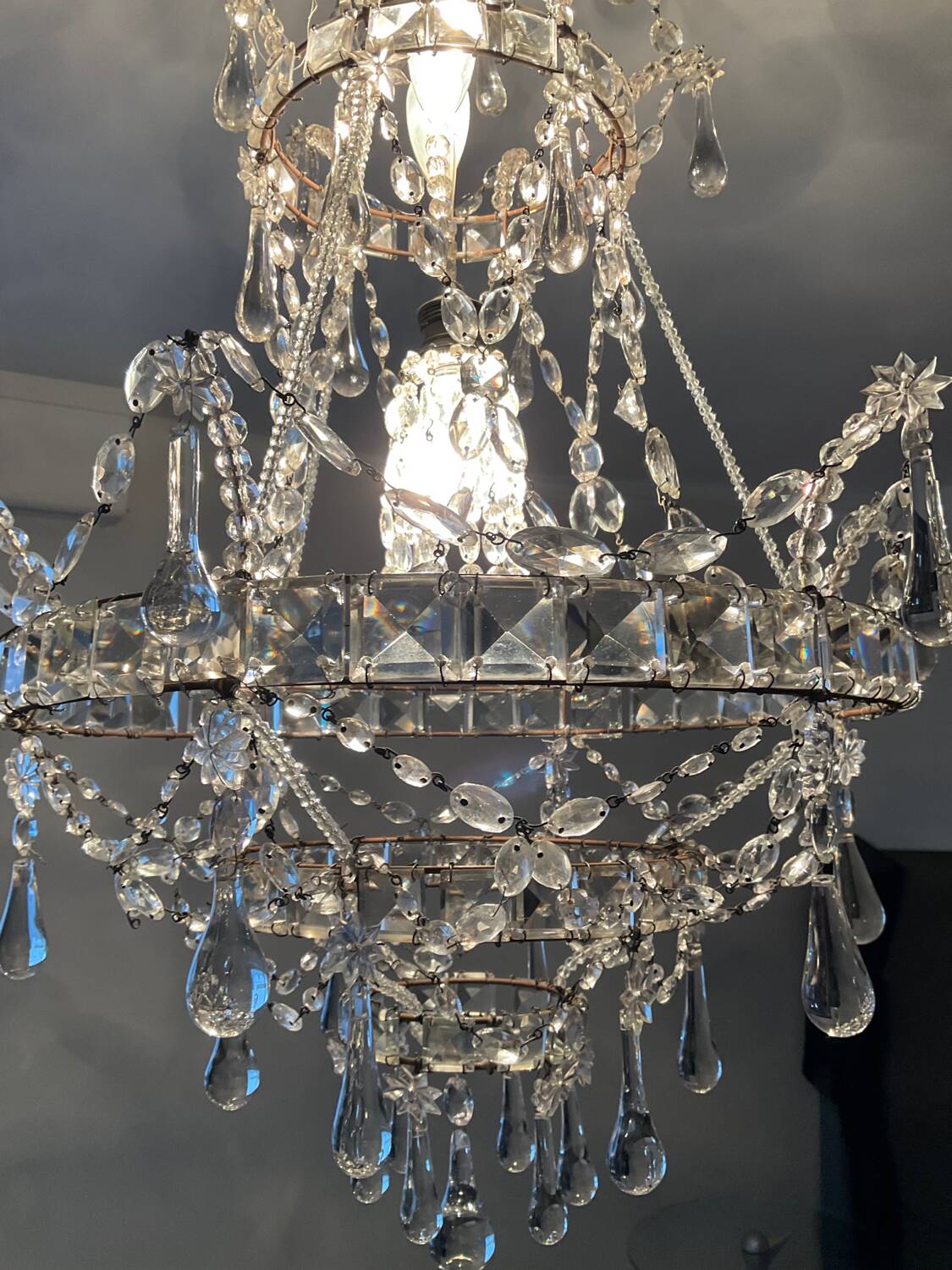 Ancien lustre XIXeme à pampilles en cristal de Roche