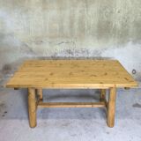Table vintage en bois massif