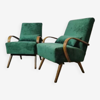 Pair of restored armchairs by Jindrich Halabala