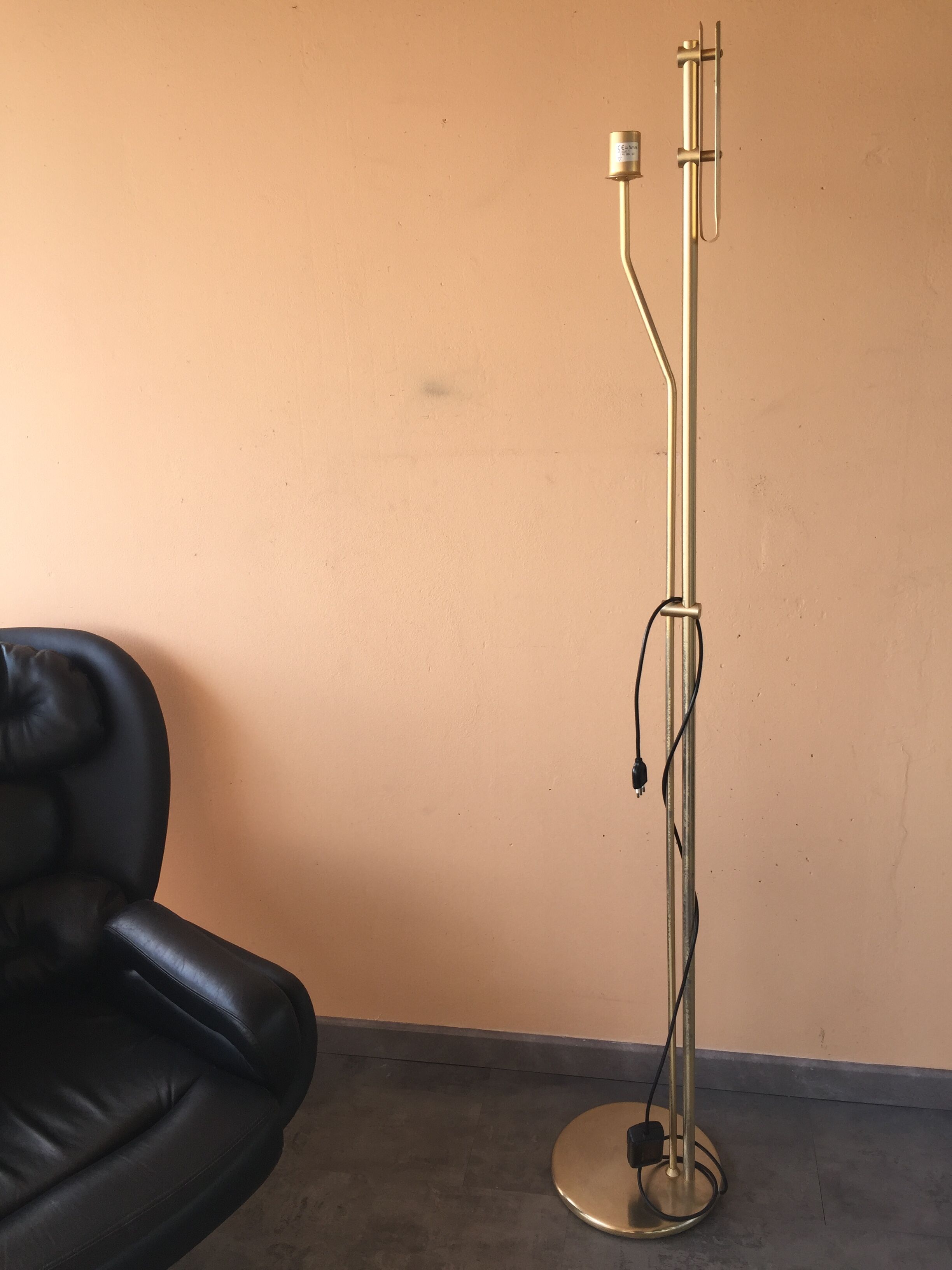 Wall glass floor lamp