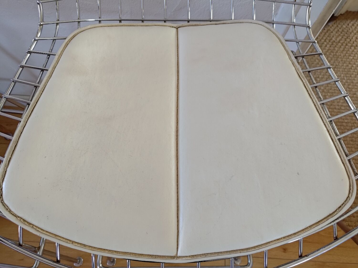 Pair of high chairs bertoia