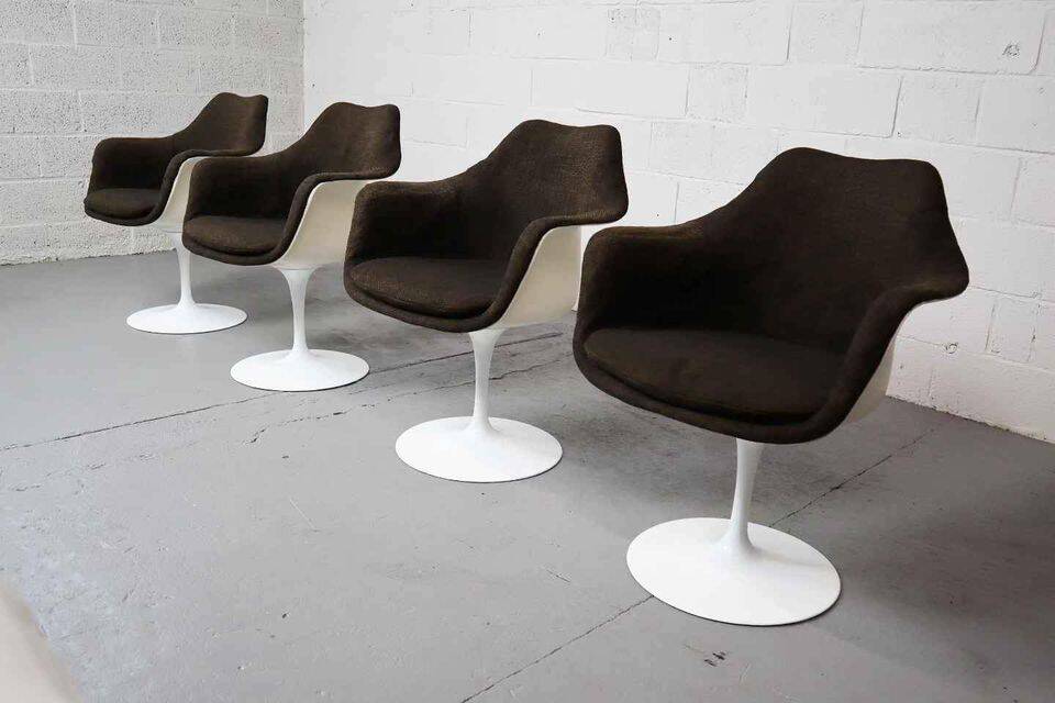Set of four Eero Saarinen Swivel Tulip Armchairs Model 150, 1970s by Knoll Int.