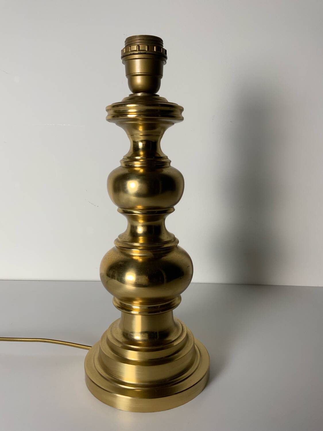 Brass lamp base