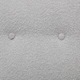 Paire de fauteuils bouclés italiens du milieu du siècle, pieds en fer et laiton, années 1950