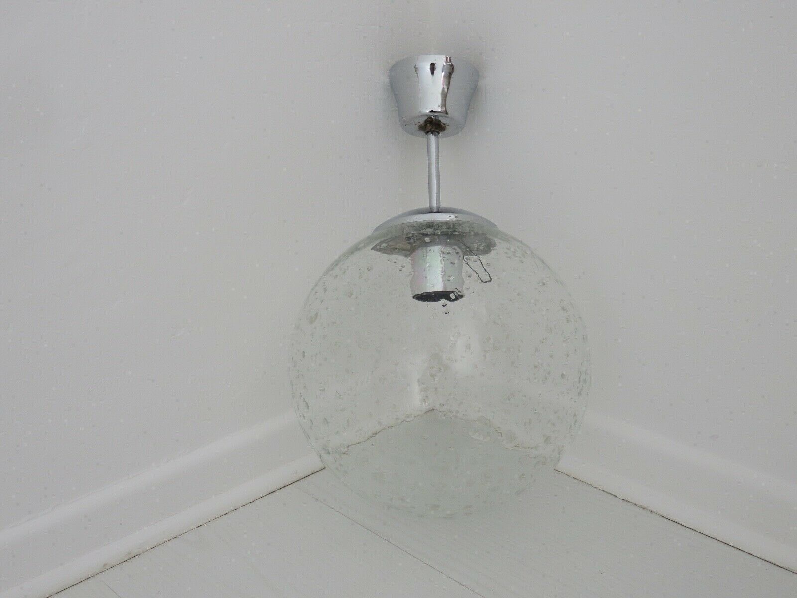 Suspension Raak amsterdam en verre bullé et métal chromé années 70