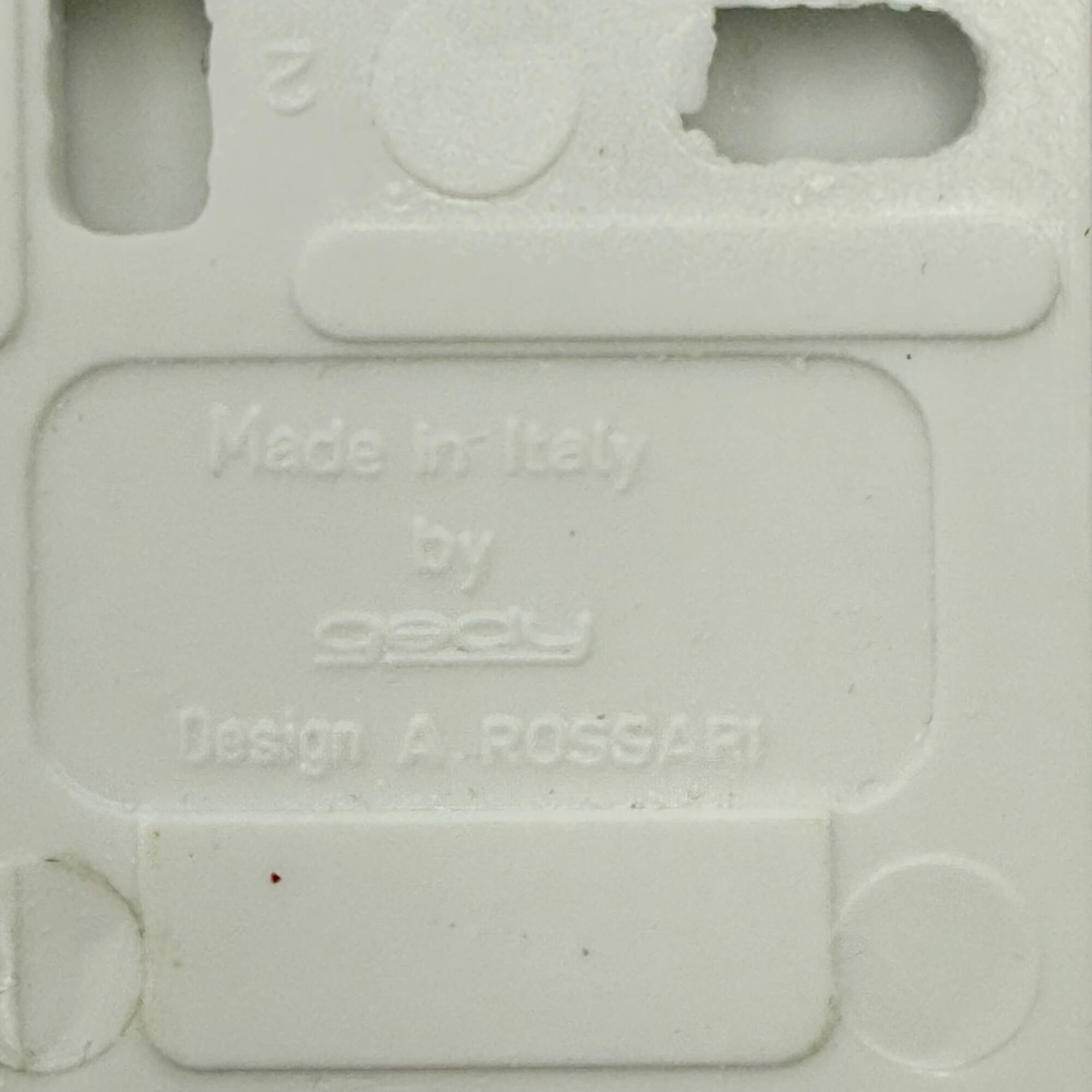 Ensemble de quatre crochets Gedy vintage en blanc, Italie, années 1970