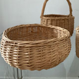 Series of 6 vintage wicker baskets