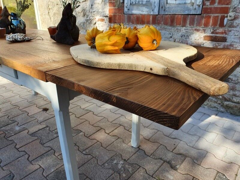 Farmhouse table