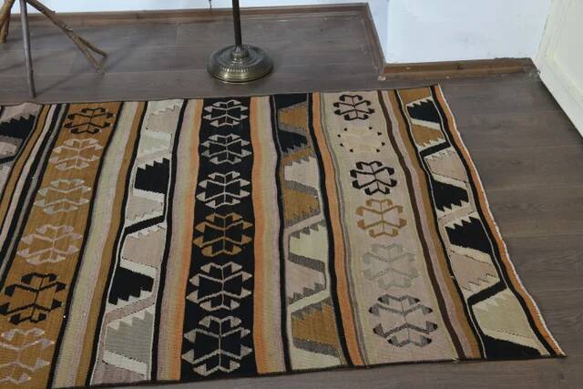 1970s Turkish Oushak Handmade Wool Cotton Brown Kilim Runner Rug 114x452