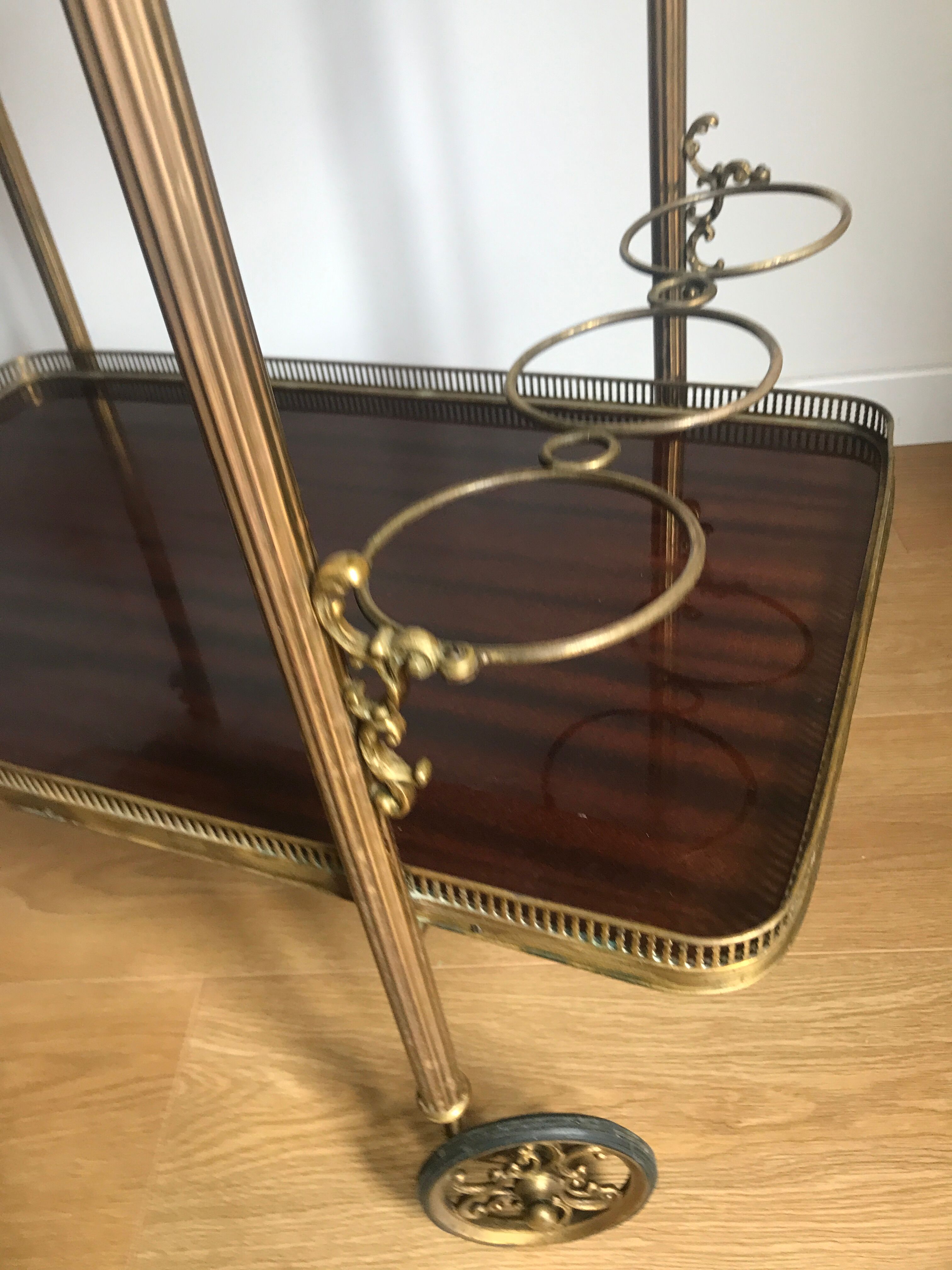 Service bar with vintage wheels in formica and brass 60s