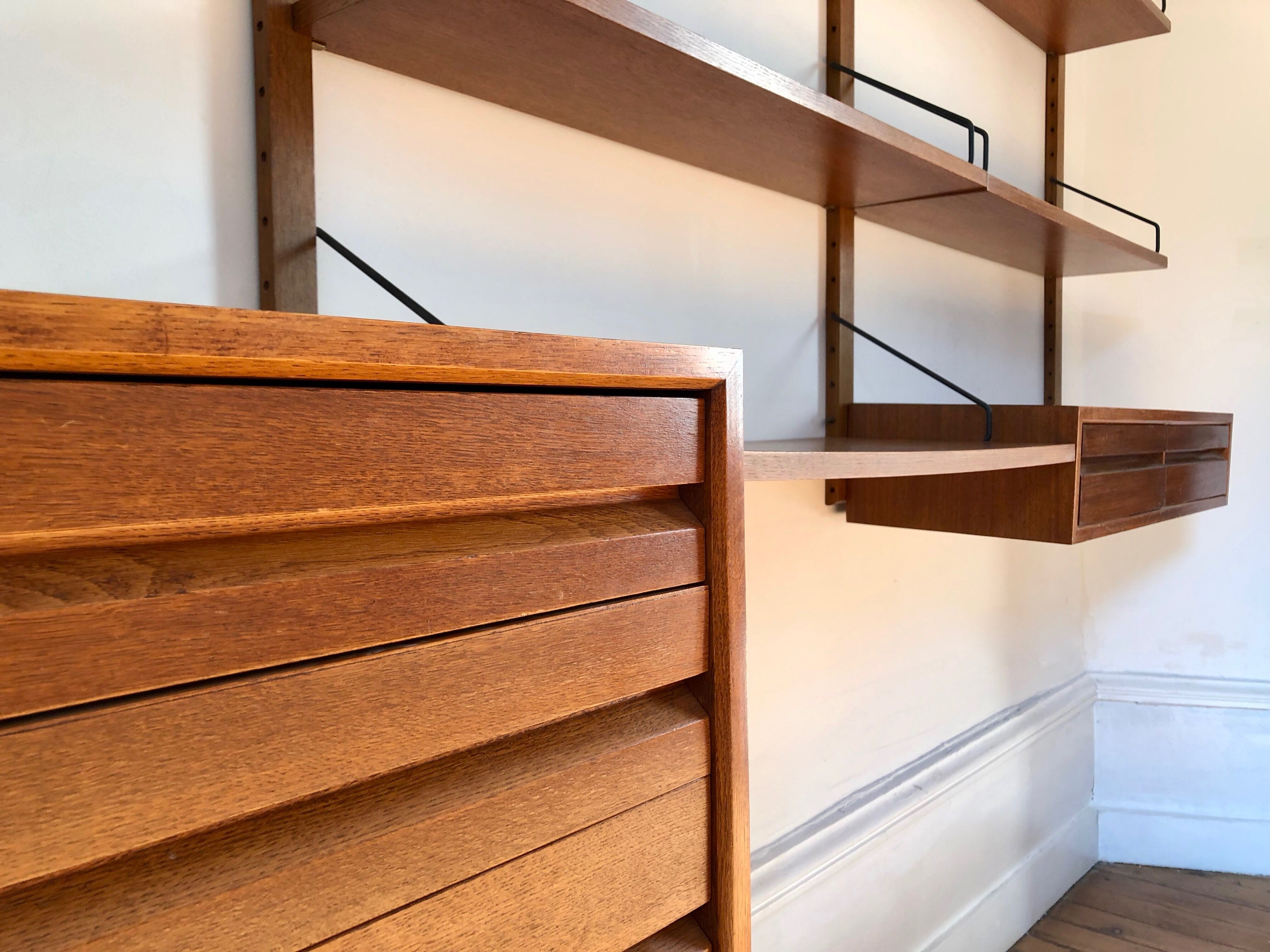 Scandinavian teak wall system "Royal system" Poul Cadovius