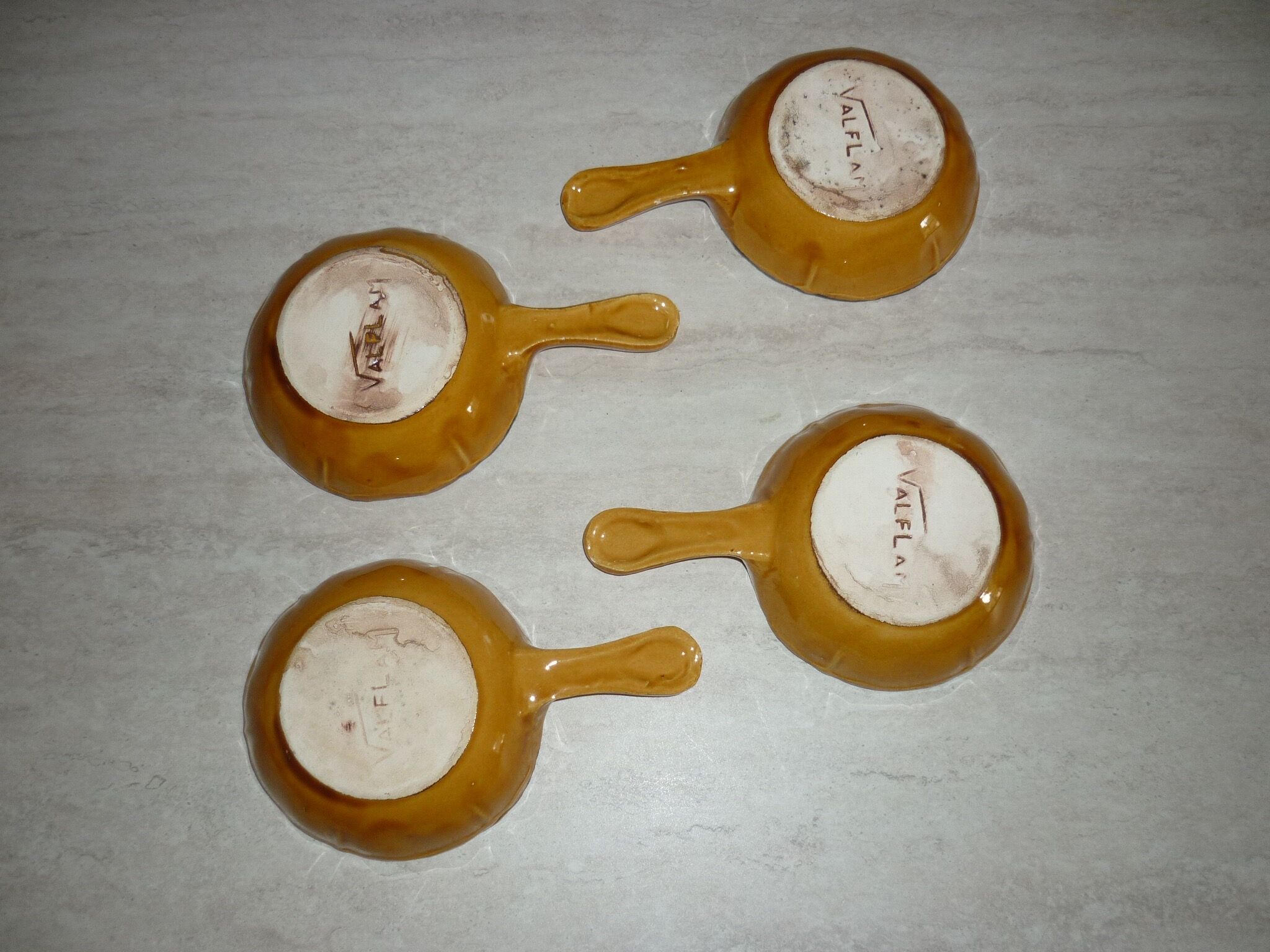 Lot de 4 poêlons valflam vintage en terre cuite