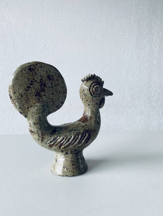 Sandstone rooster signed André Rozay, La Borne