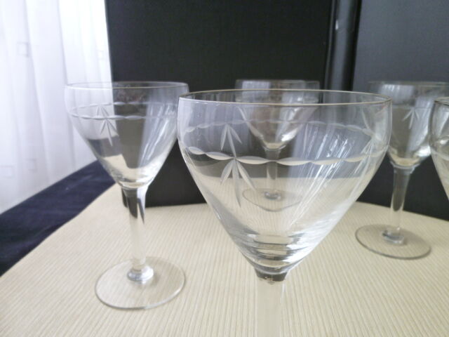 Set of 6 vintage wine glasses in ground glass décor