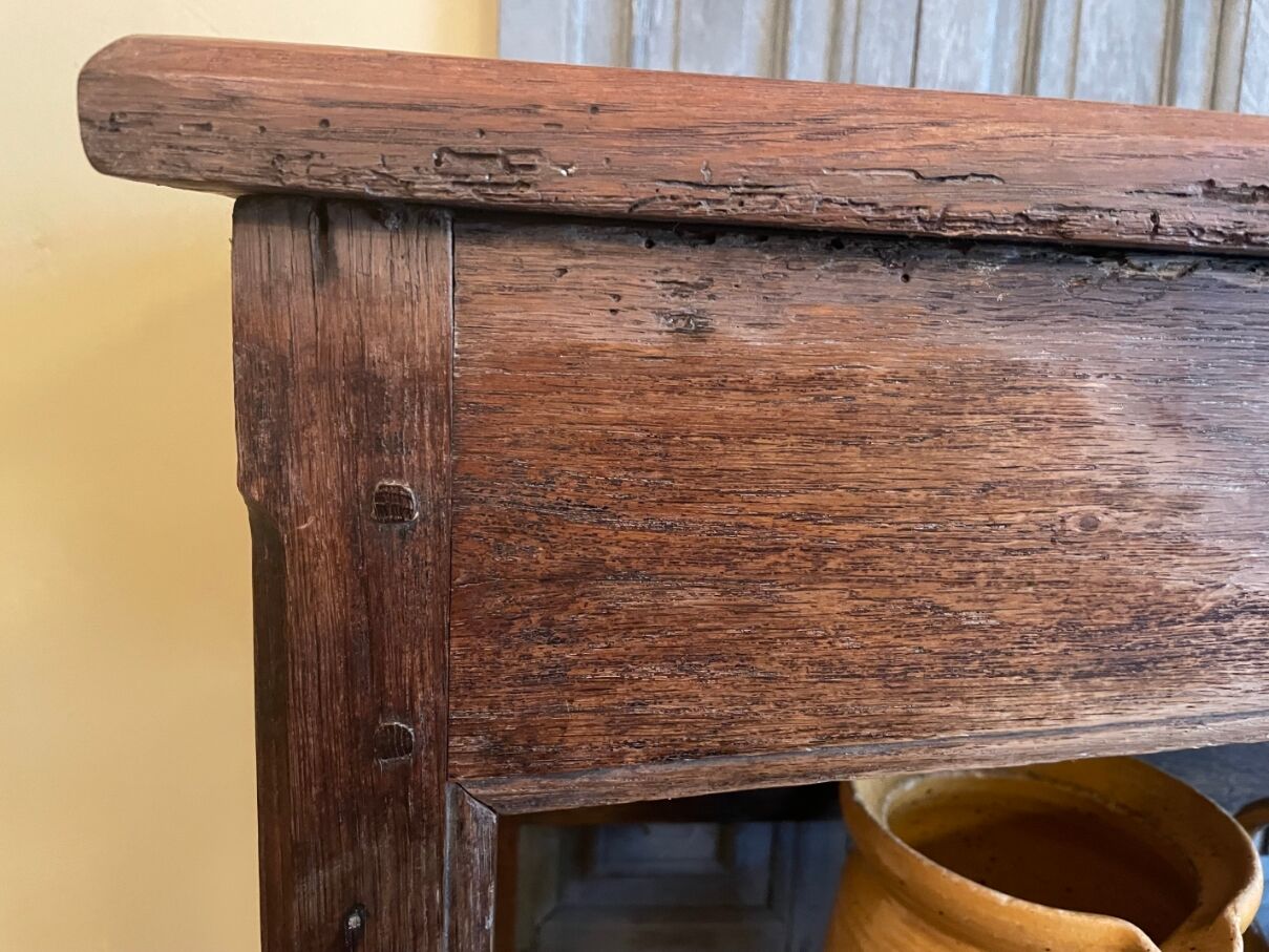 Baker's shelf, kitchen shelf, collection shelf from the early 19th century, oak.
