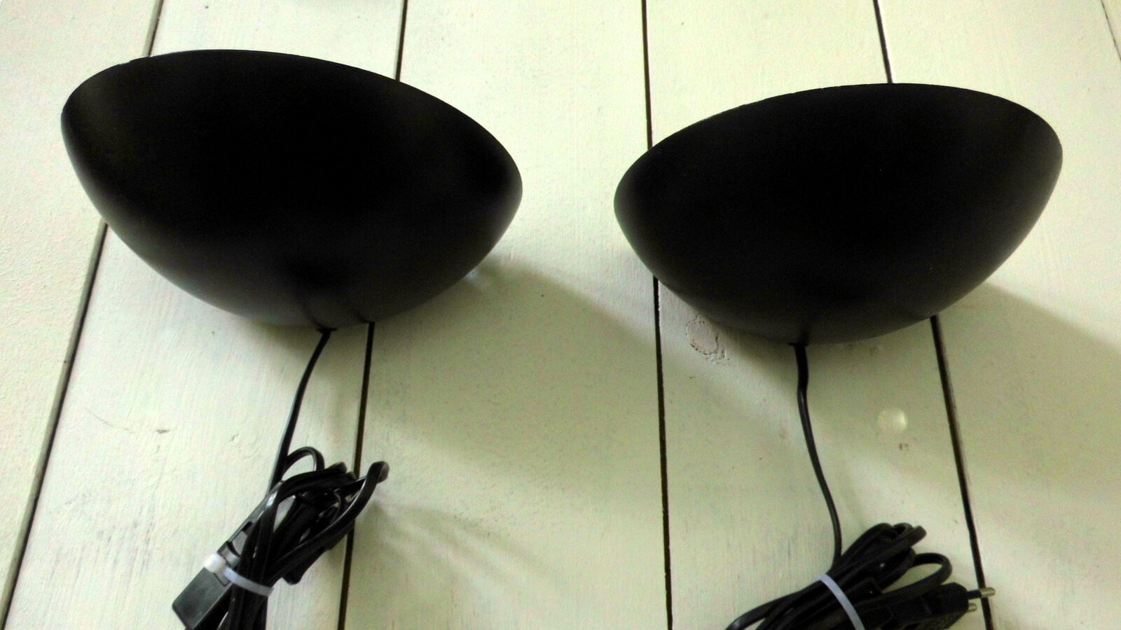 Pair wall sconces in black metal