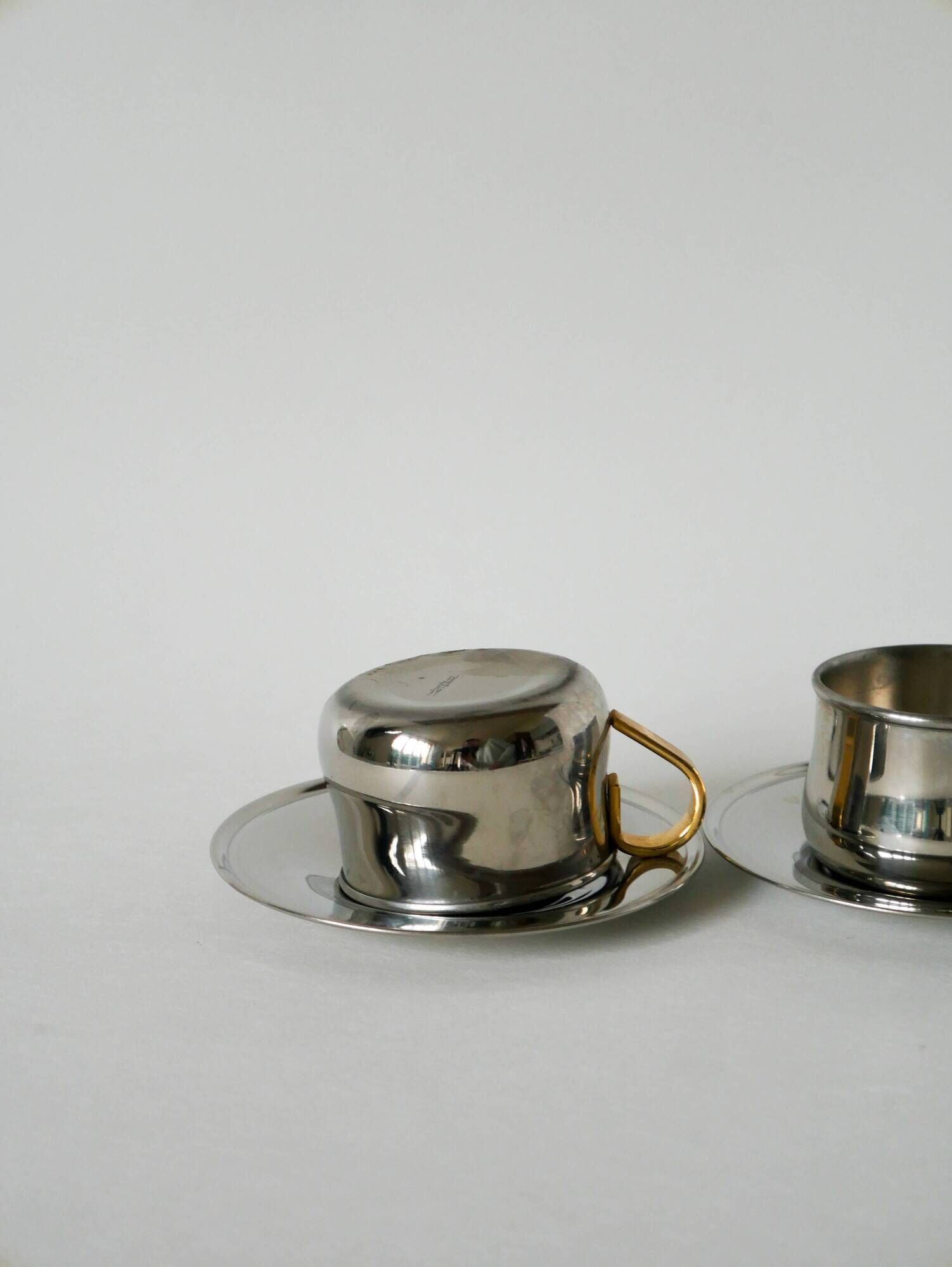 Duo of double-walled stainless steel espresso cups Made in Italy, Design 1970