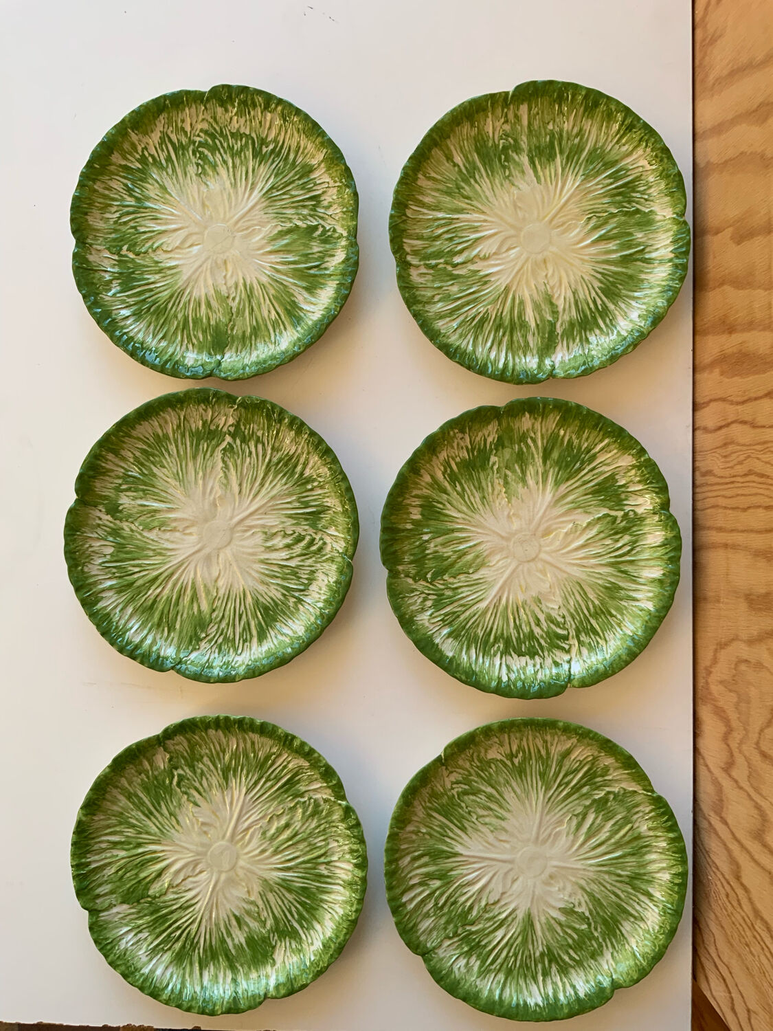 Assiettes en barbotine