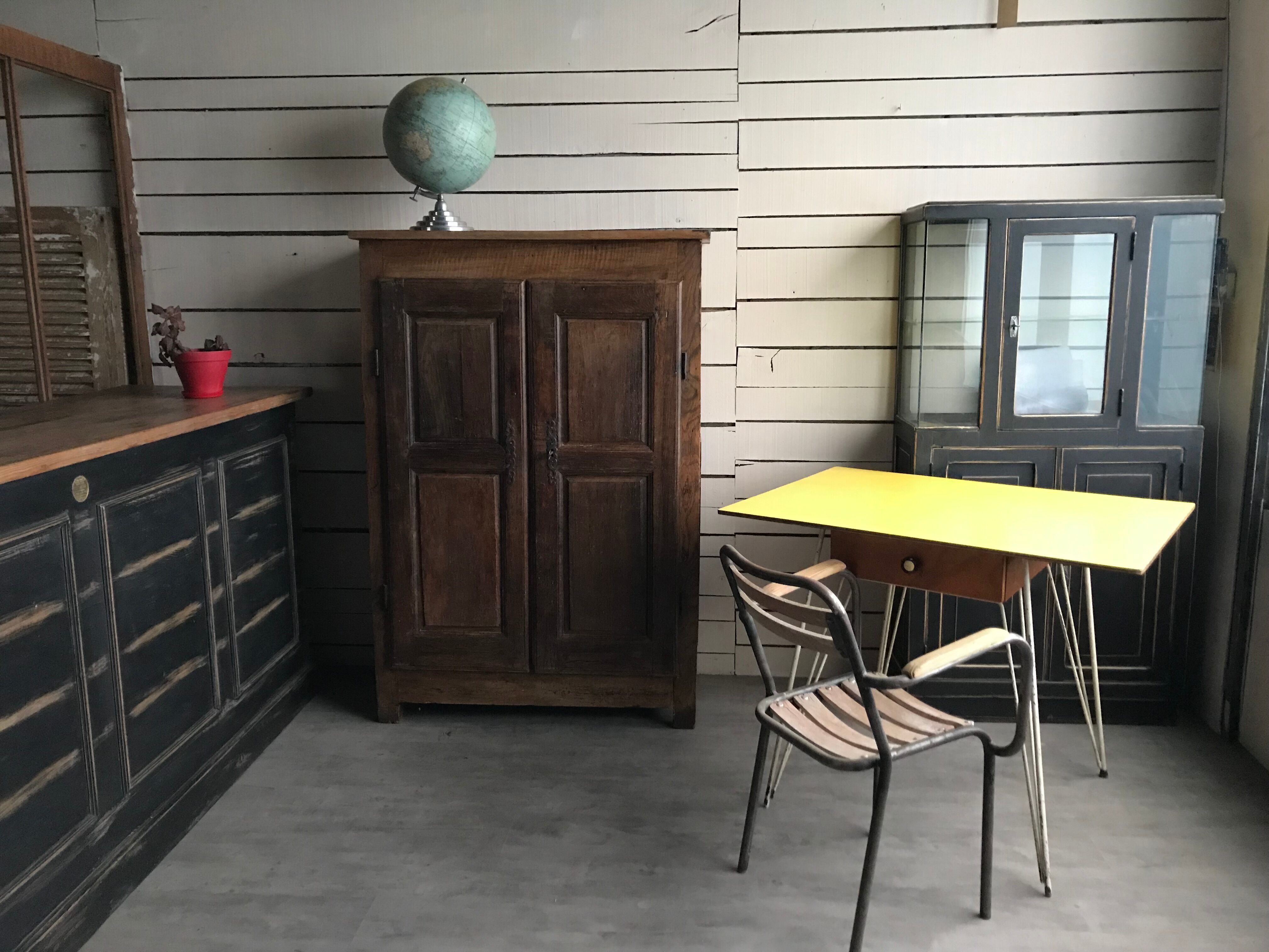 Small cupboard old h 146 cm