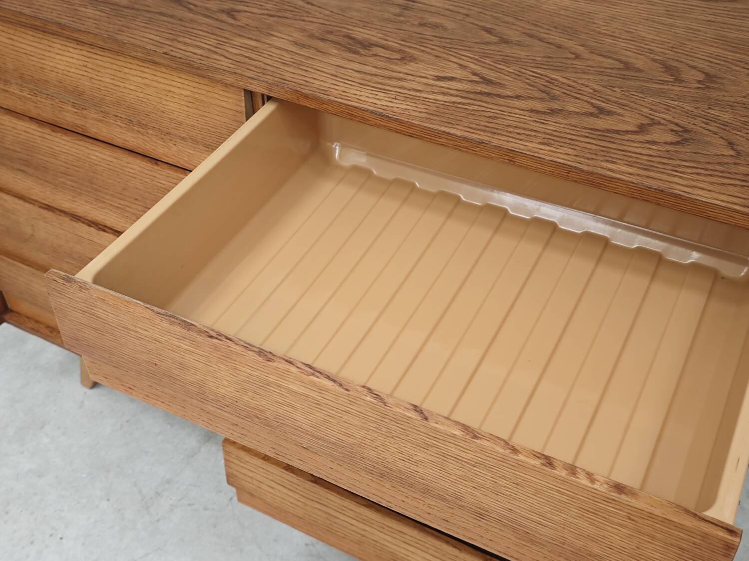 U-453 dub chest of drawers by Jiri Jiroutek for Interier Praha 1960