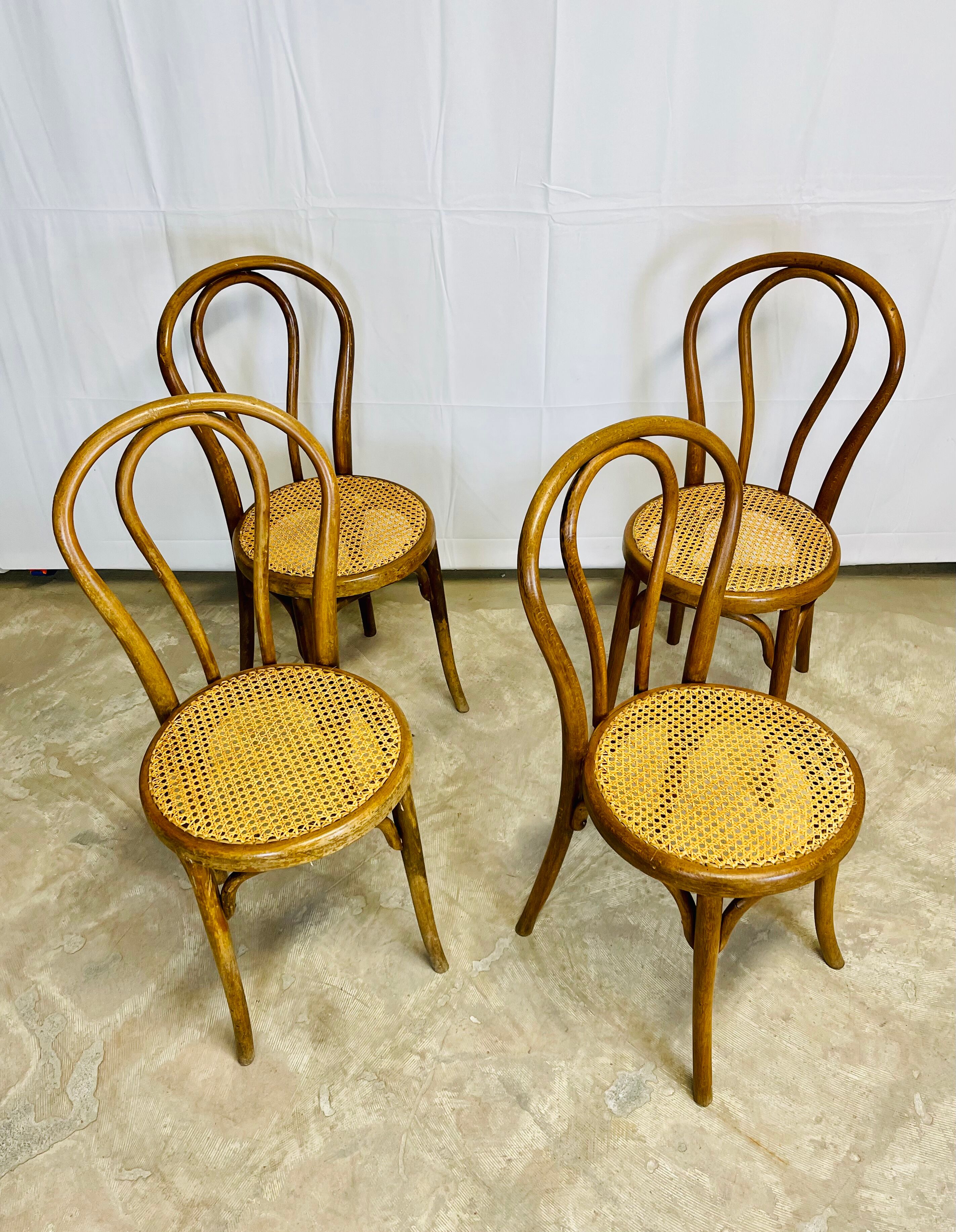 4 chaises Kohn