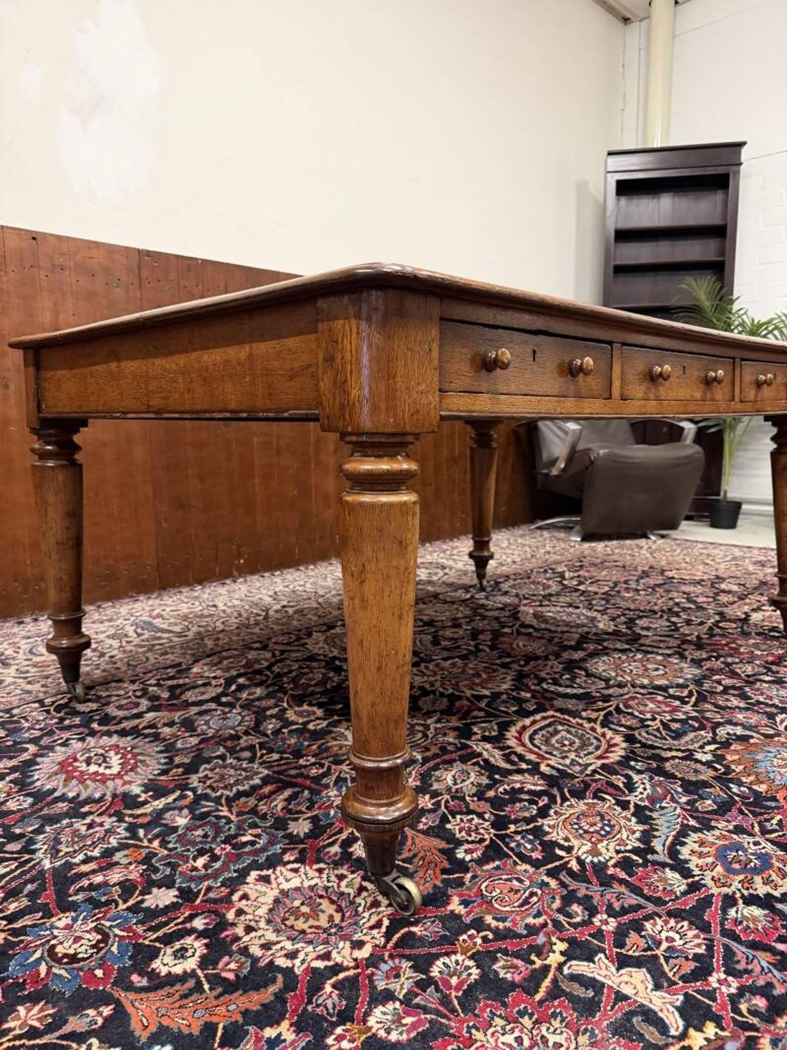 Classic English Writing Desk Partnerdesk