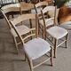 Table et chaises de campagne