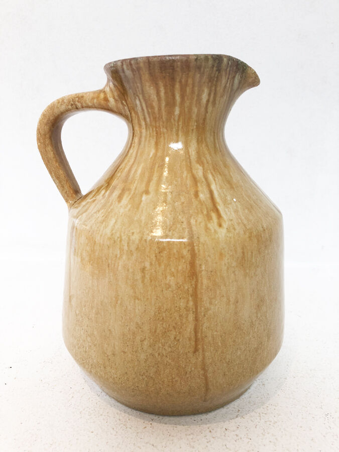 Accolay ceramic pitcher, 1950