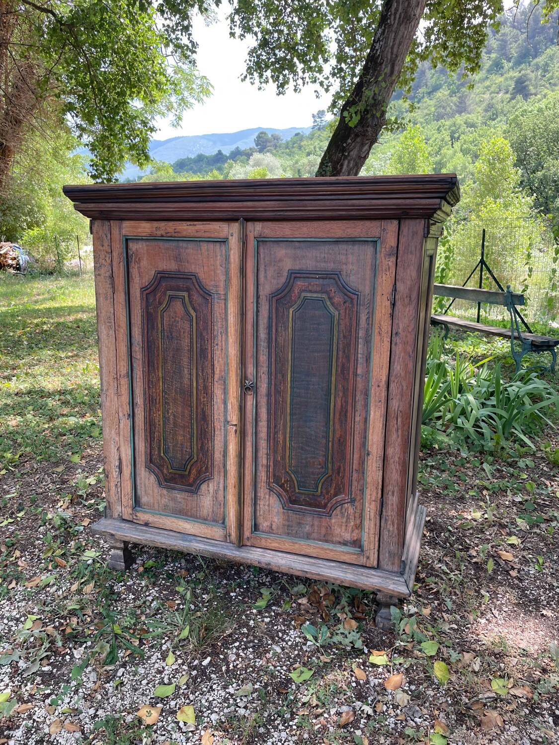 Polychrome cabinet from the 19th century