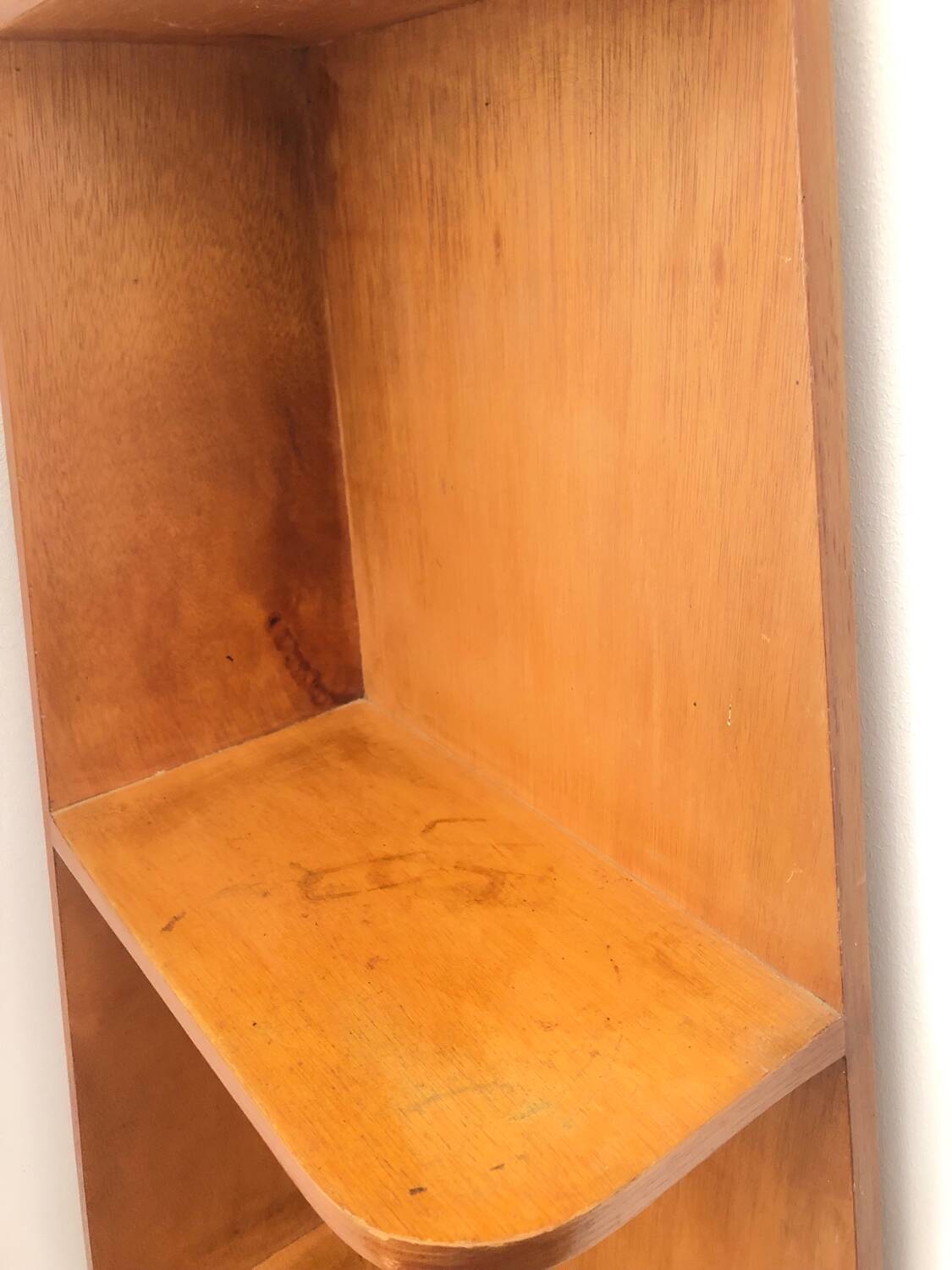 Corner bookcase