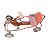 Voiture à pédales