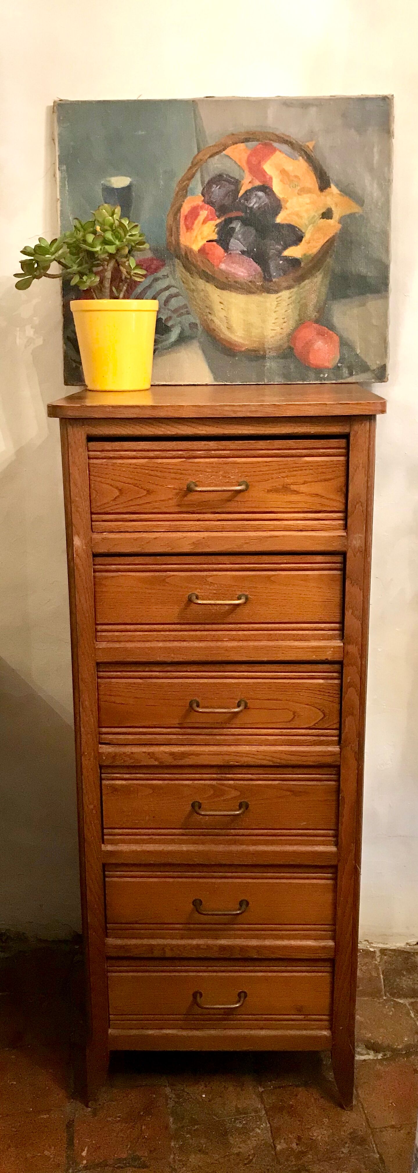 Vintage chest of drawers