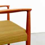 Table de salle à manger par Nanna Ditzel pour Saren Willadsen et chaises conçues par Kai Lyngfeldt-Larsen