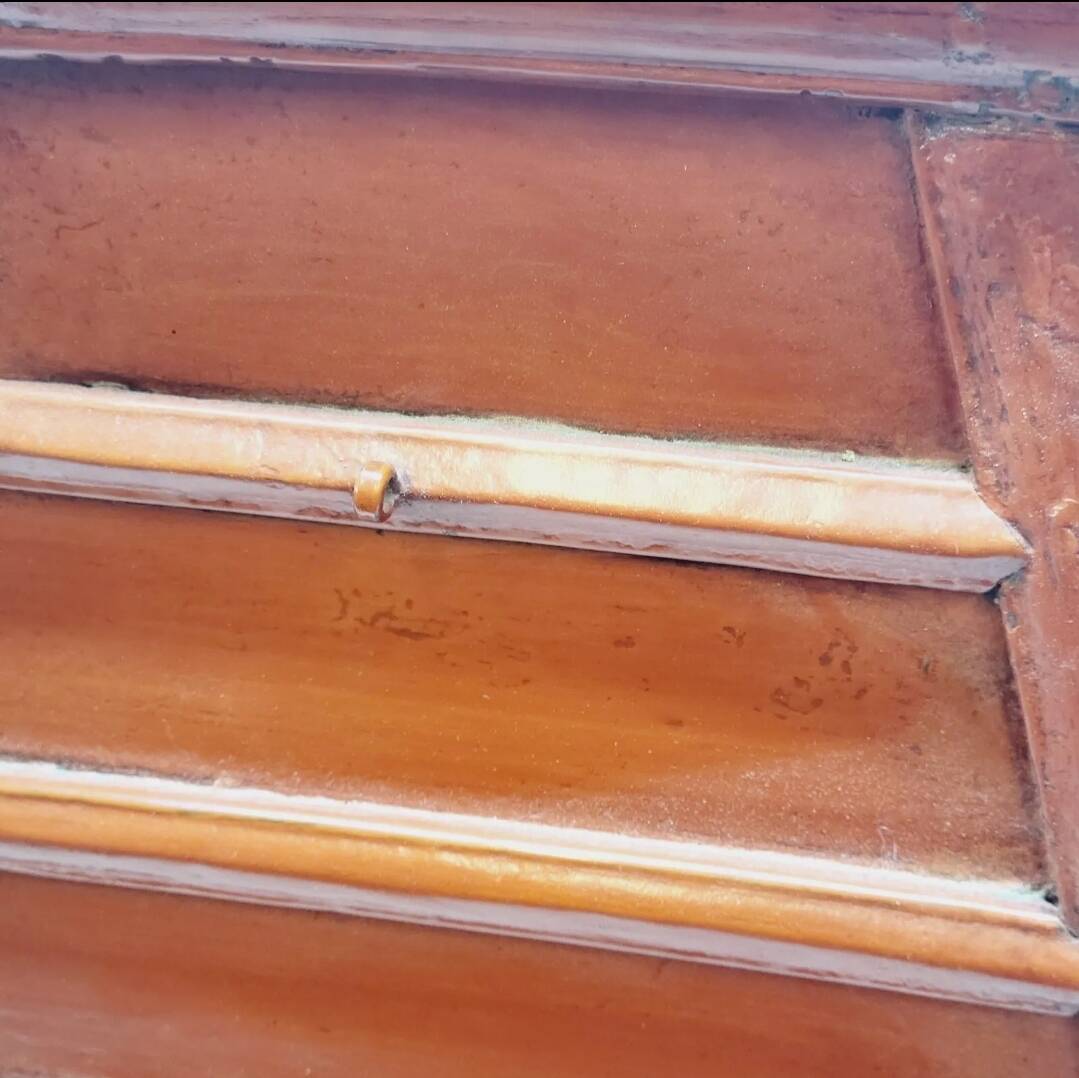 Old chinese barber hairdresser stool 19th xixth century in lacquered wood